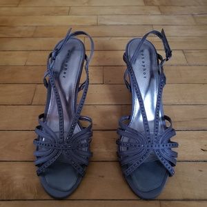 Size 10 Grey Heels